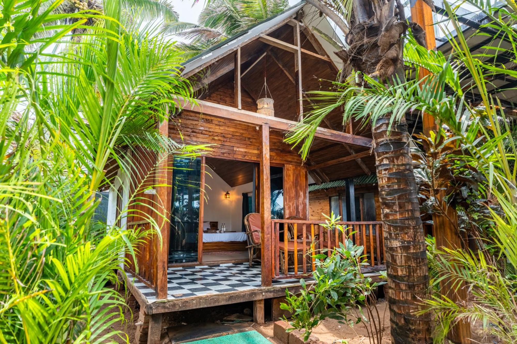Simrose Hotel Agonda Exterior photo