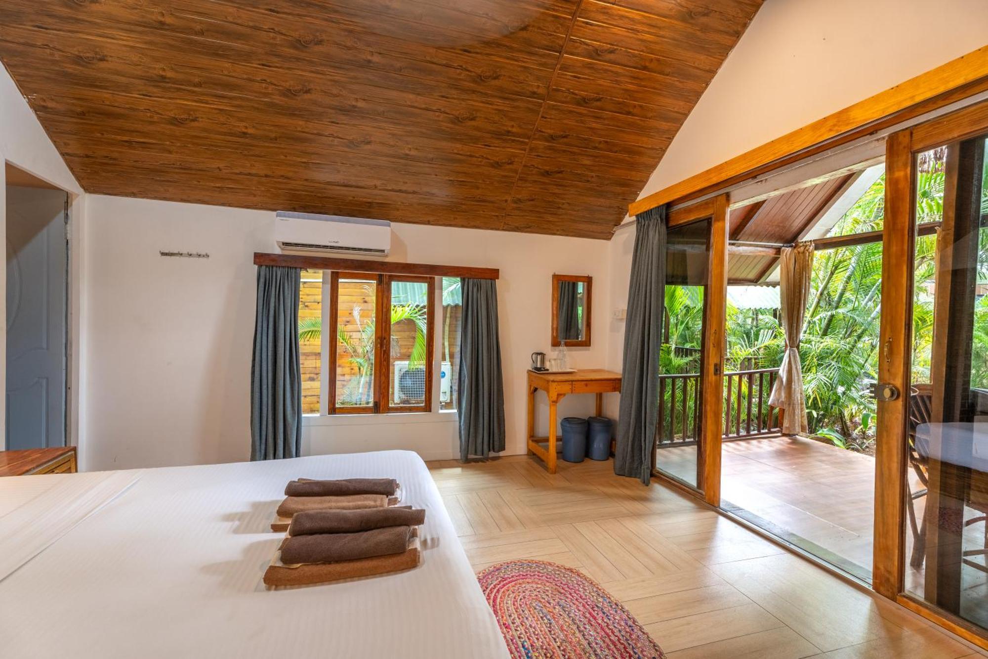 Simrose Hotel Agonda Exterior photo