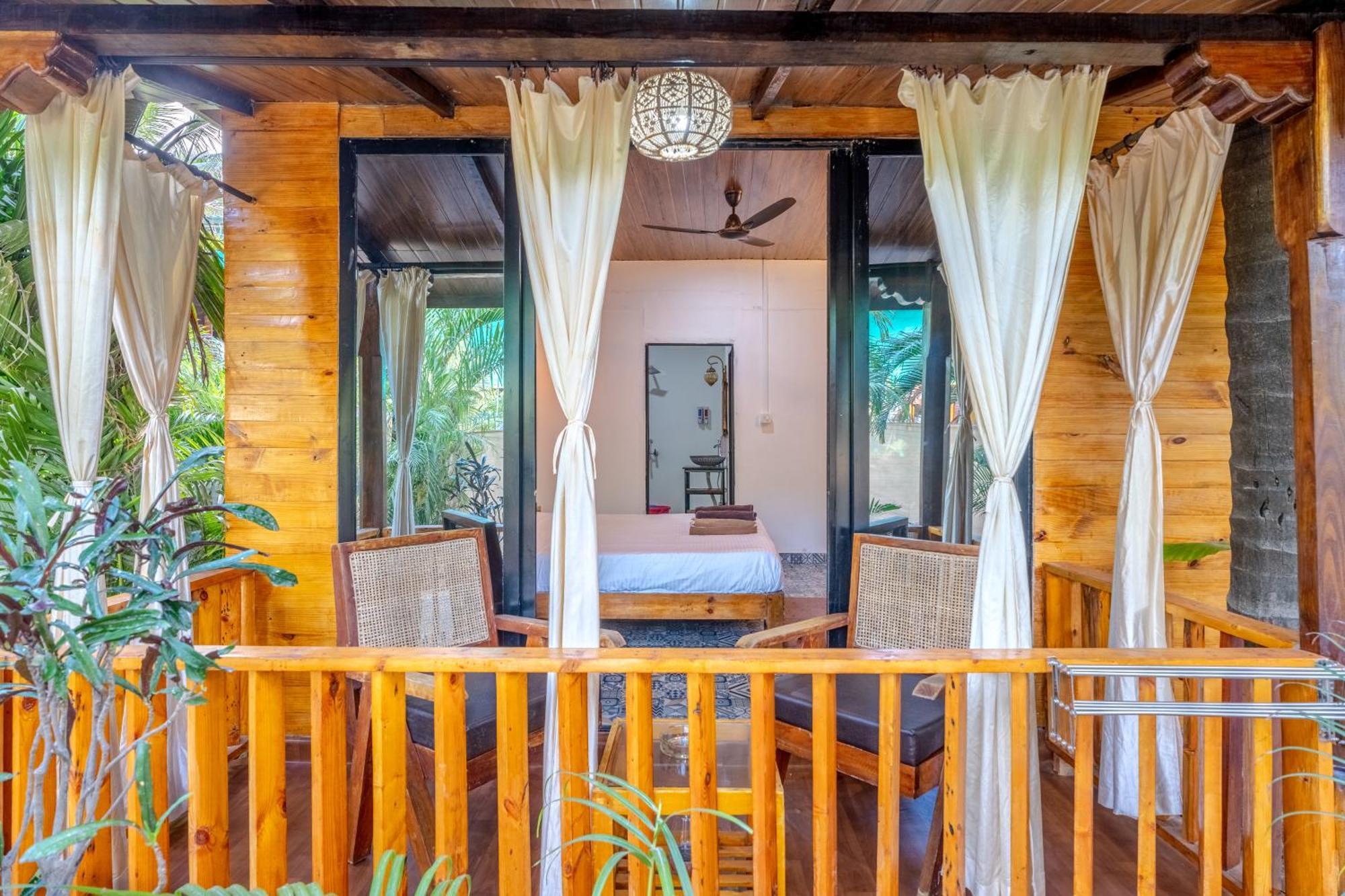 Simrose Hotel Agonda Exterior photo
